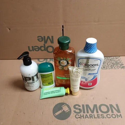 APPROXIMATEY 20 ASSORTED HEALTH AND BEAUTY PRODUCTS TO INCLUDE - CORSODYL MOUTHWASH - SPIT WATER BASED LUBE AND HERBAL ESSENCES SHAMPOO