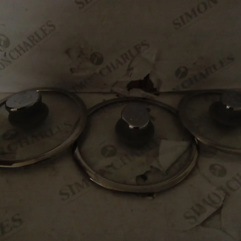 SWAN SWPS3020GRN RETRO INDUCTION SAUCEPAN SET