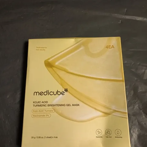 MEDICUBE KOJIC ACID TURMERIC BRIGHTENING GEL MASK – 4 X 28 G (1 SHEET EACH) – BOXED