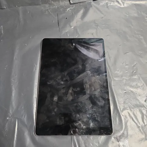 APPLE IPAD PRO MODEL A1701
