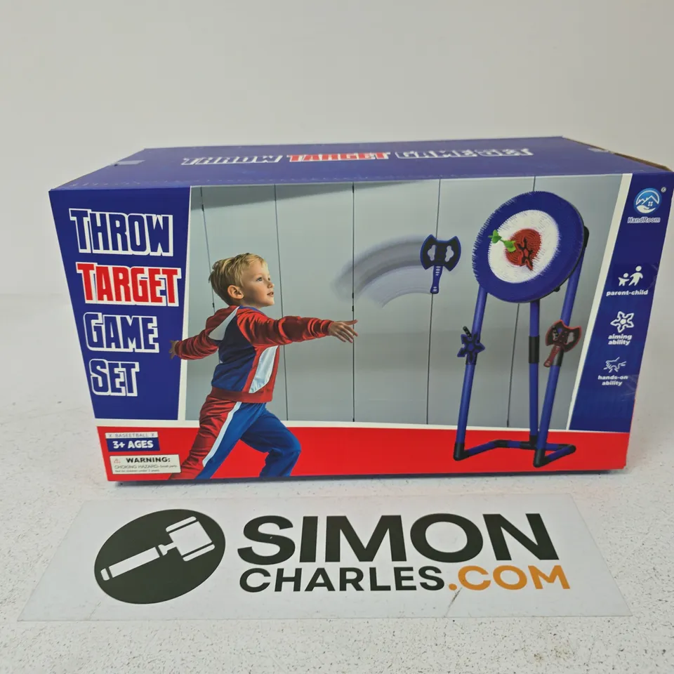 THROW TARGET GAME SET