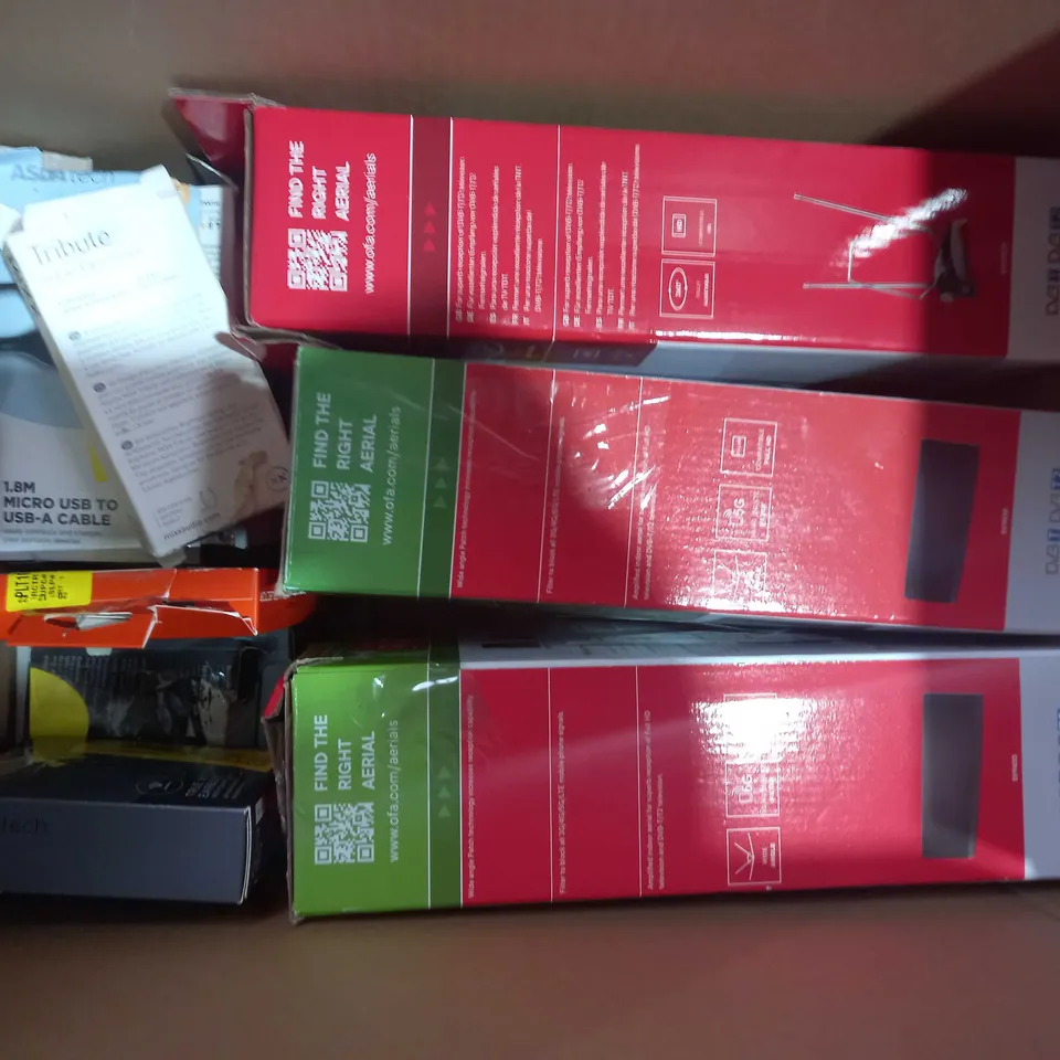 BOX OF APPROXIMATELY 10 ASSORTED ELECTRICAL ITEMS TO INCLUDE ASDA TECH SYNC AND CHARGE CABLE, MIXX EX1 WIRELESS HEADPHONES, BLACKWEB SYNC AND CHARGE CABLE, ETC