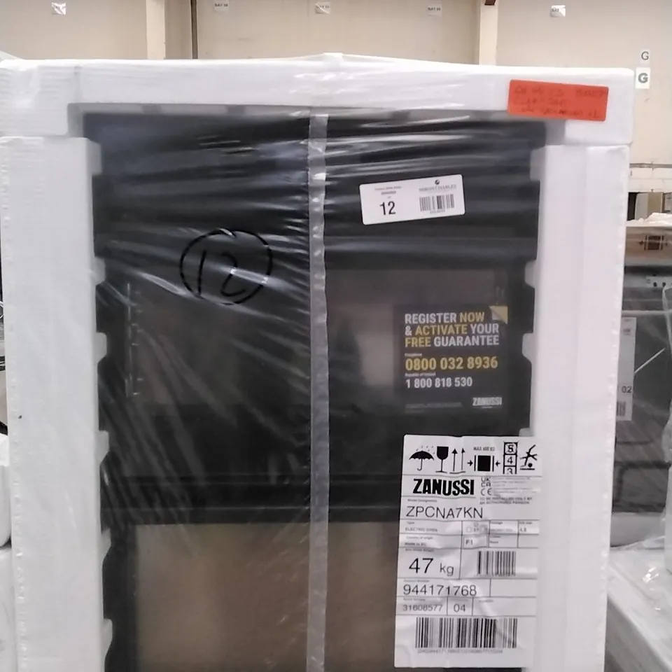 ZANUSSI ZPCNA7KN OVEN RRP £542.00