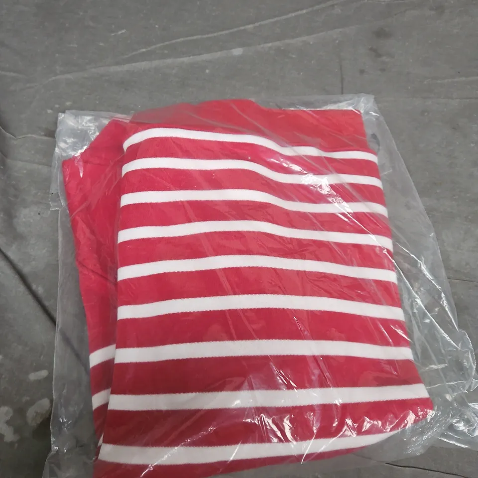 CREW CLOTHING HALF ZIP SWEATSHIRT – CHERRY – UK 10