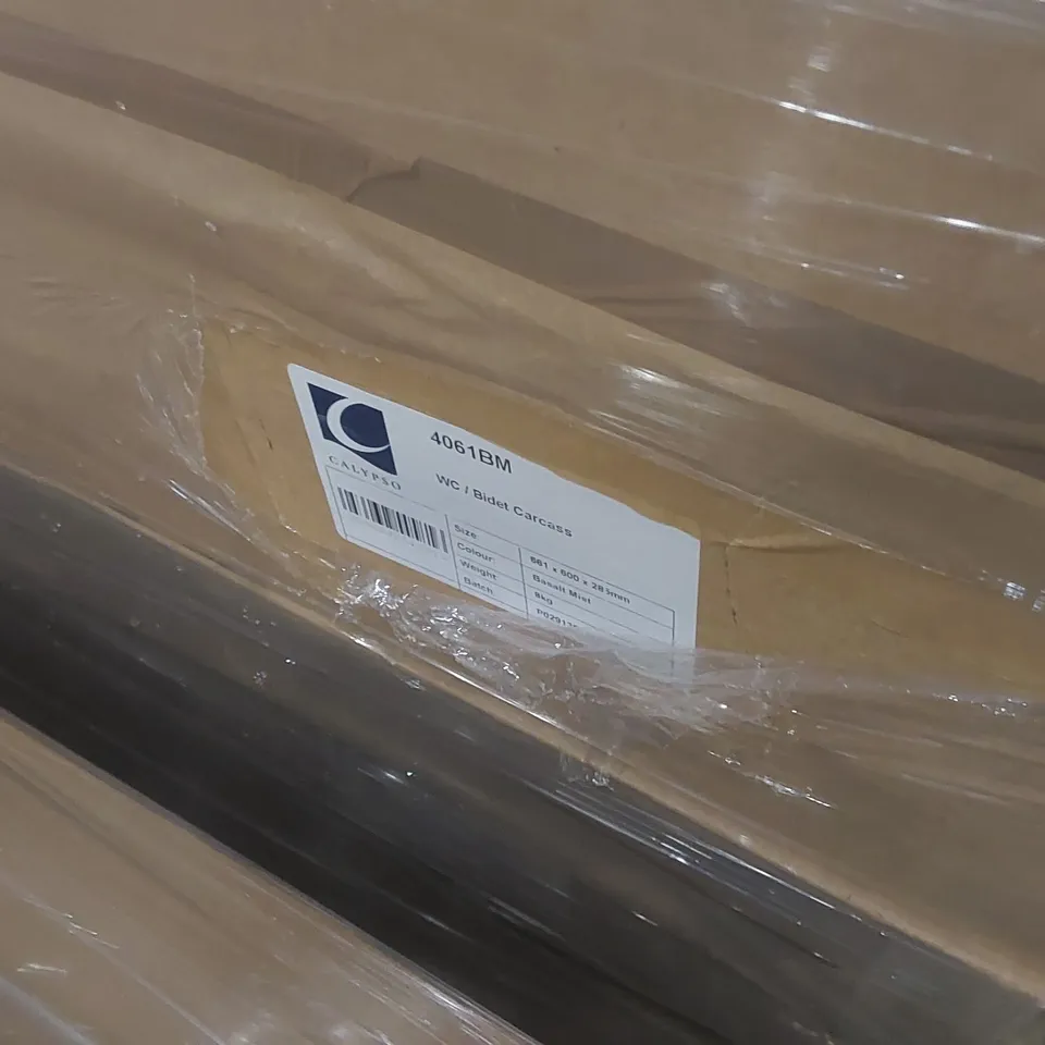 PALLET CONTAINING A LARGE QUANTITY OF ASSORTED BATHROOM FURNITURE PARTS INCLUDING: CALYPSO WC/BIDET CARCASSES, VANITY WALL UNITS, BASE SLIMLINE UNITS ECT