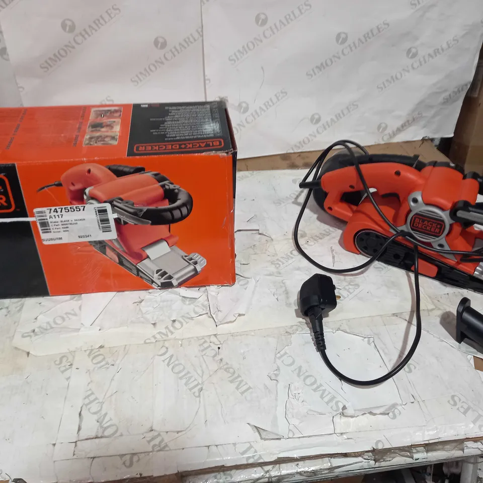BLACK & DECKER BELT SANDER
