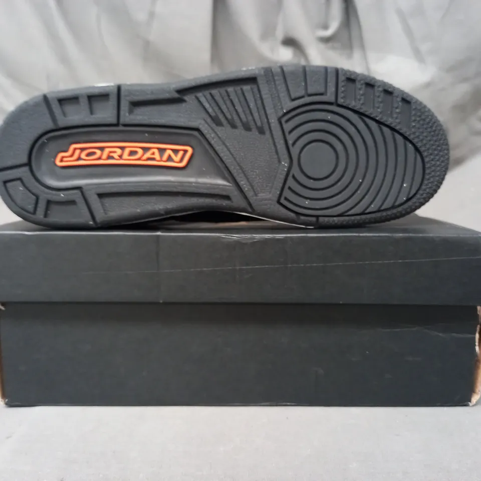 BOXED PAIR OF NIKE AIR JORDAN LEGACY 312 LOW SHOES IN BLACK/GREY/WHITE/ORANGE UK SIZE 6