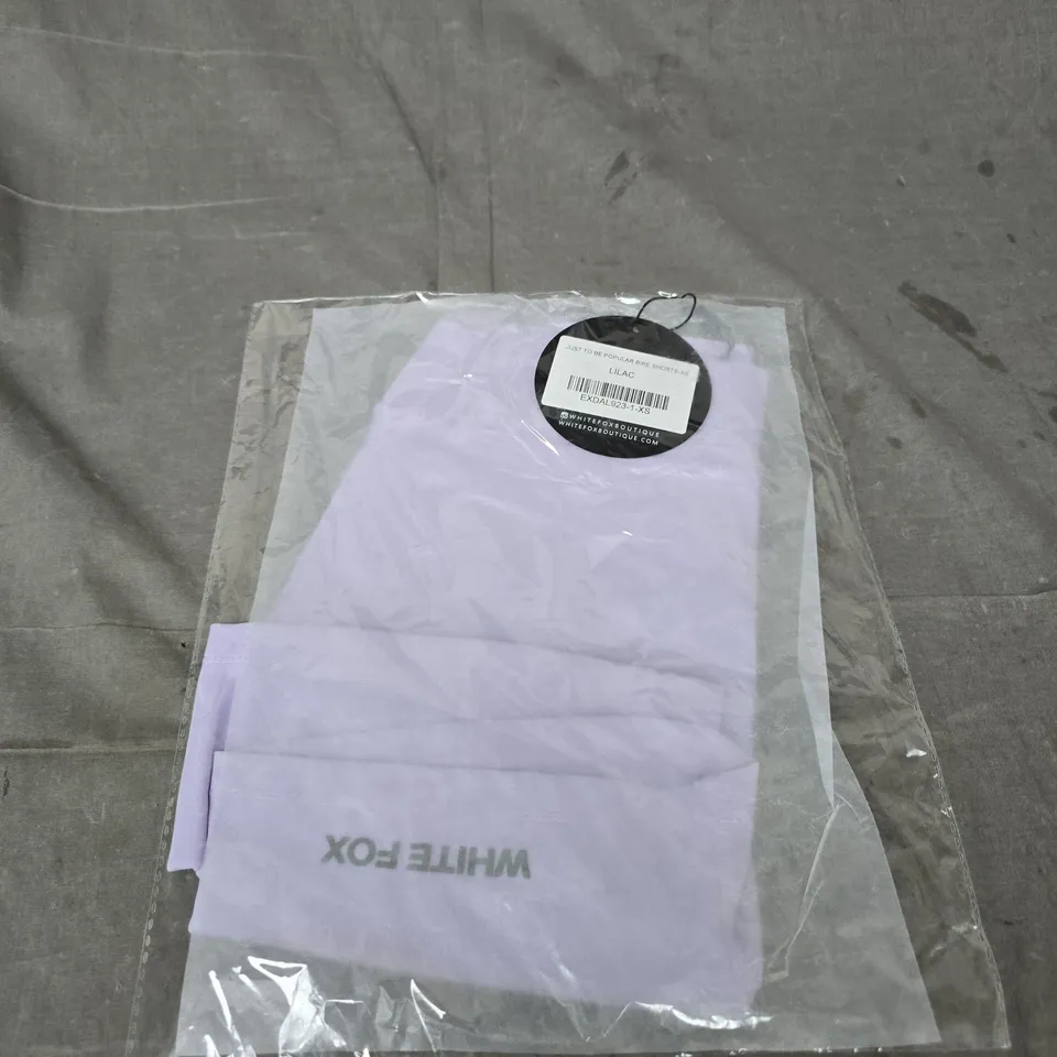 WHITE FOX BOUTIQUE LILAC BIKE SHORTS – XS (UK)
