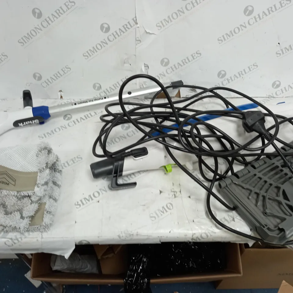 BOXED SHARK KLIK AND FLIP STEAM MOP