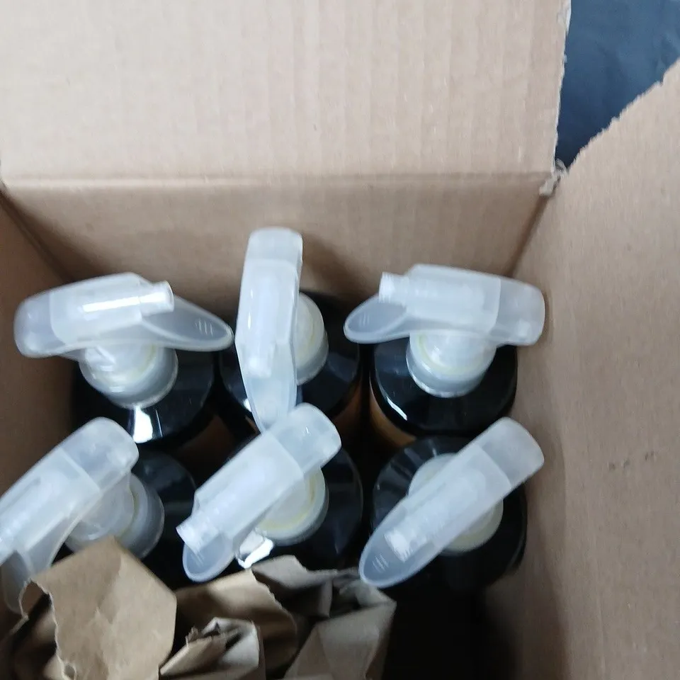 BOX OF APPROXIMATELY 7 THE WIG GURUS PURE BEIGE SPRAY
