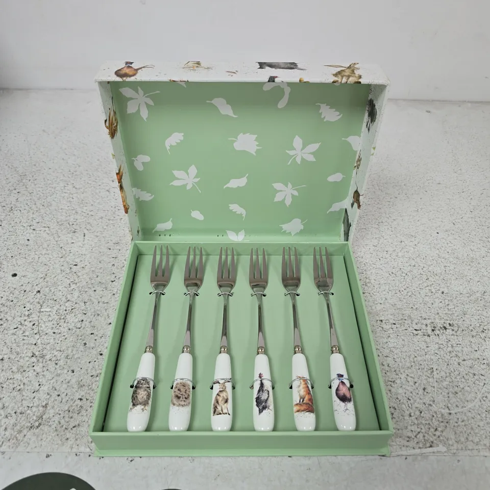 WRENDALE DESIGNS BY ROYAL WORCESTER SET OF 6 PASTRY FORKS