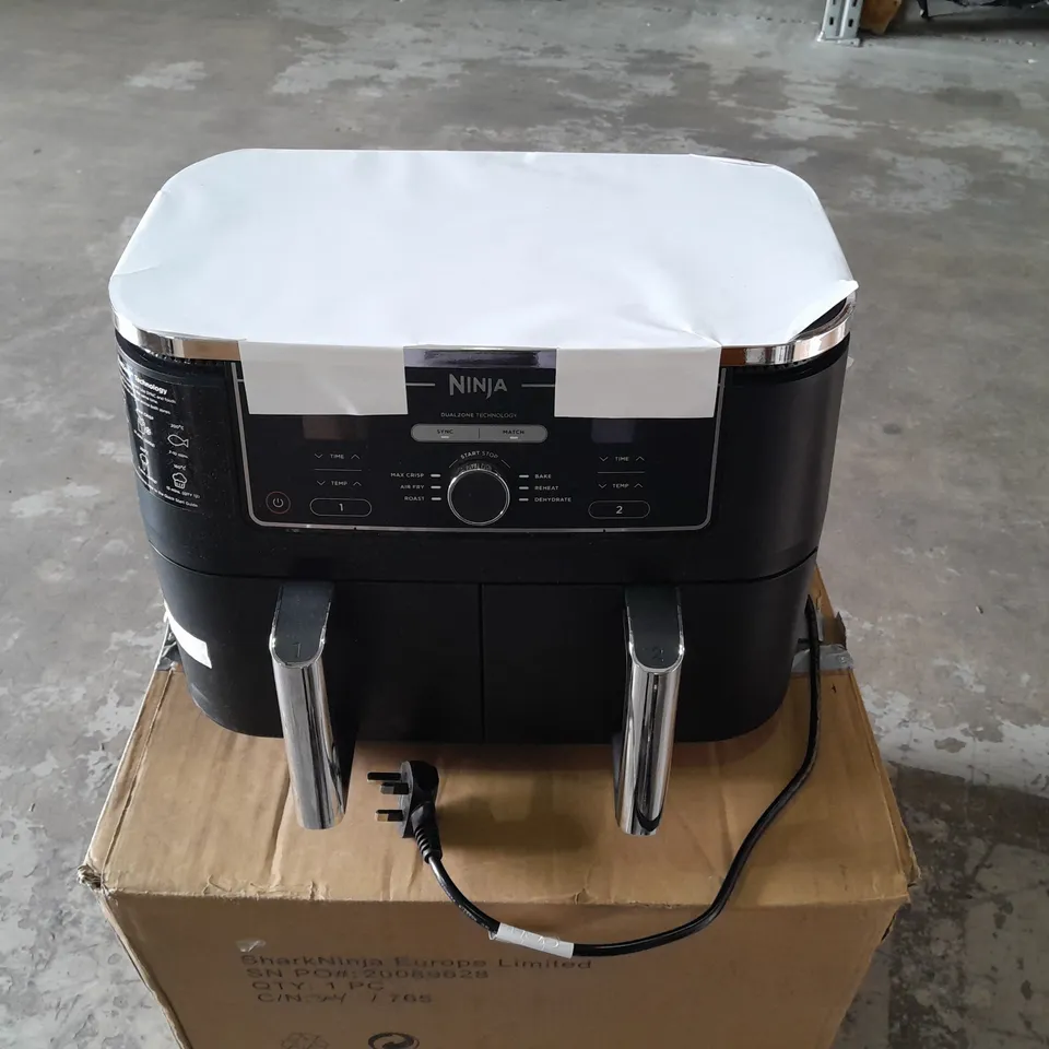 NINJA FOODI MAX DUAL ZONE 9.5L AIR FRYER WITH SMART COOK SYSTEM AF451UK