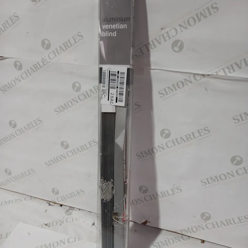 UNIVERSAL ALUMINIUM VENETIAN BLIND 60x160cm  RRP £22