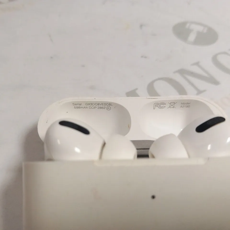 SPPLE EAR PODS GX3DC8VE0C6L