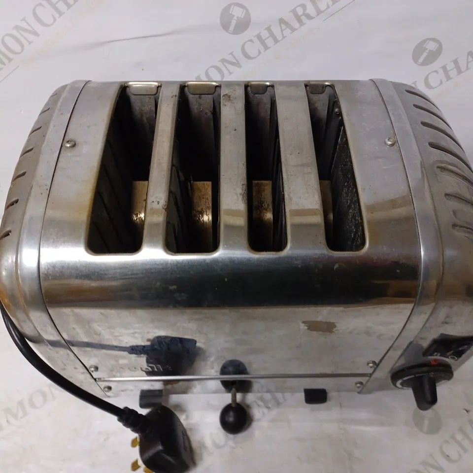 DUALIT 4 SLICE TOASTER