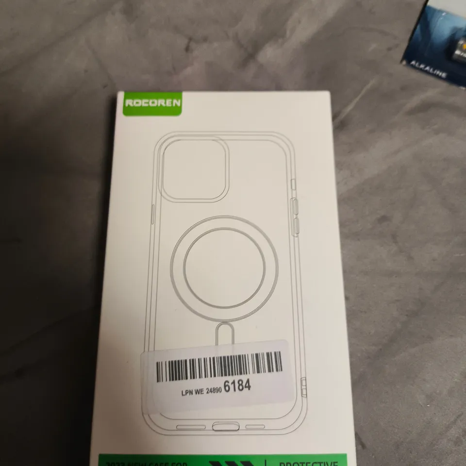 BOX OF APPROXIMATELY 40 ASSORTED ITEMS INCLUDING TV REMOTE , VARTA BATTERIES AND ROCOREN PHONE CASE 