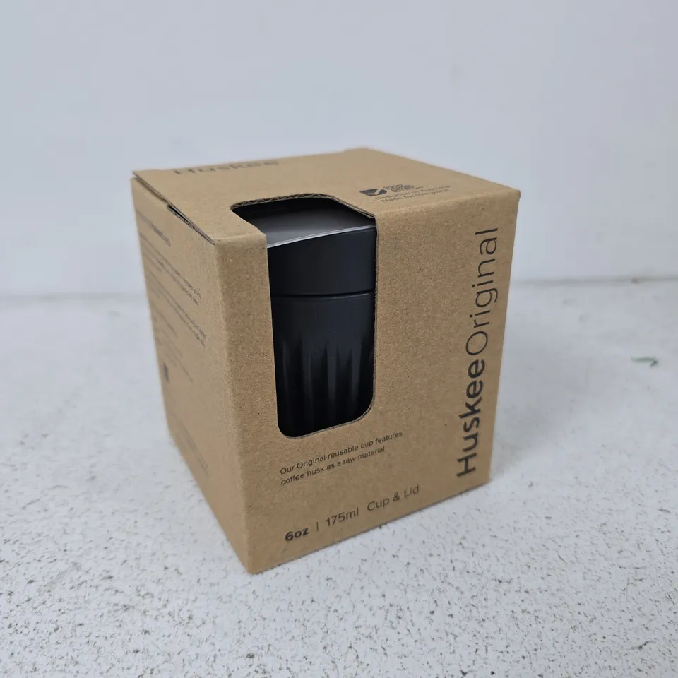 HUSKEE ORIGINAL CUP & LID, 6OZ (175ML) BLACK – BOXED