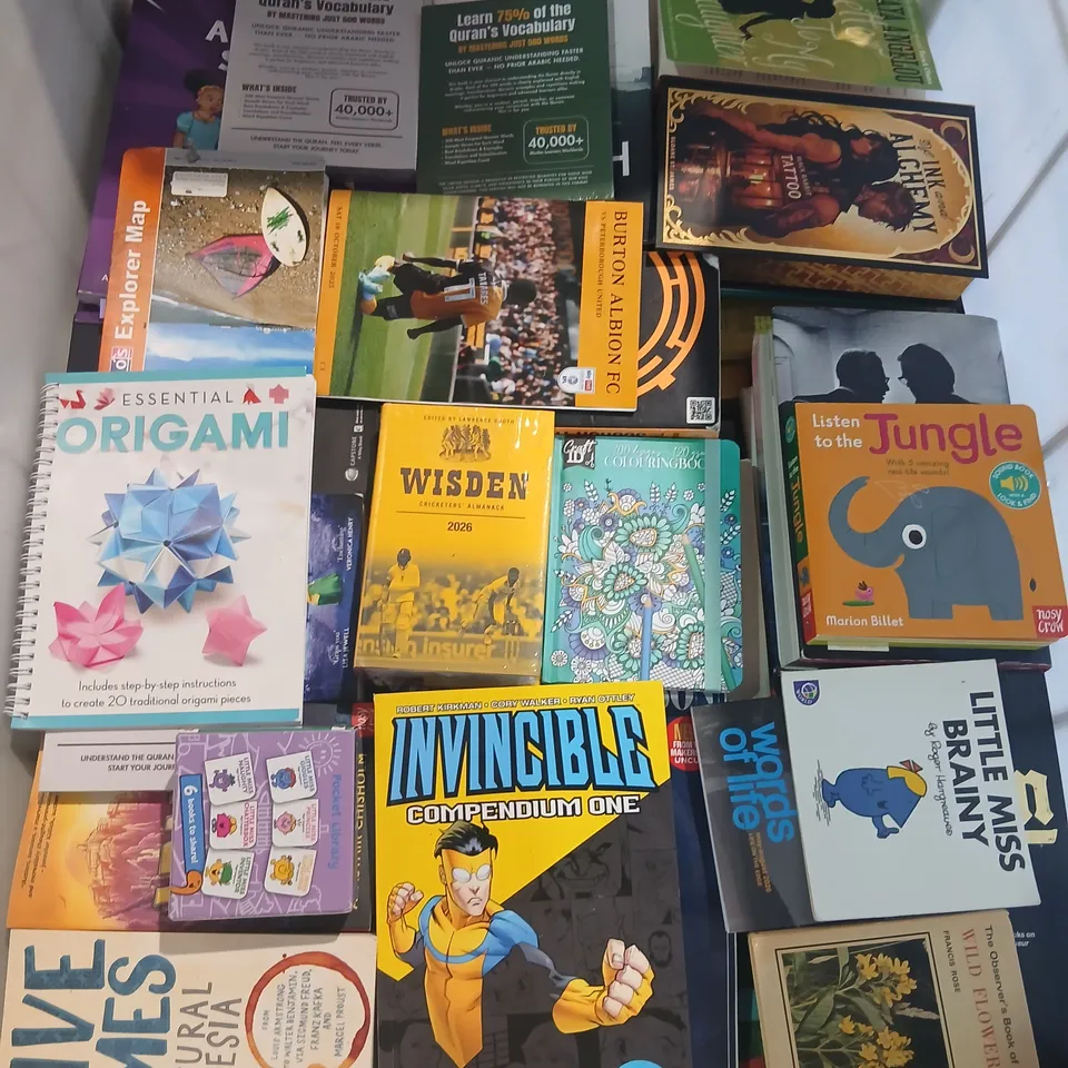 LARGE QUANTITY OF ASSORTED FICTION AND NON FICTION BOOKS