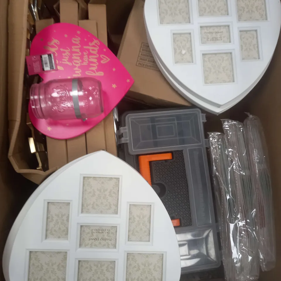 BOX OF APPROXIMATELY 15 ASSORTED ITEMS TO INCLUDE LOVE HEARTY FRAME, TOOL BOX, MINIONS STICKER SET ETC