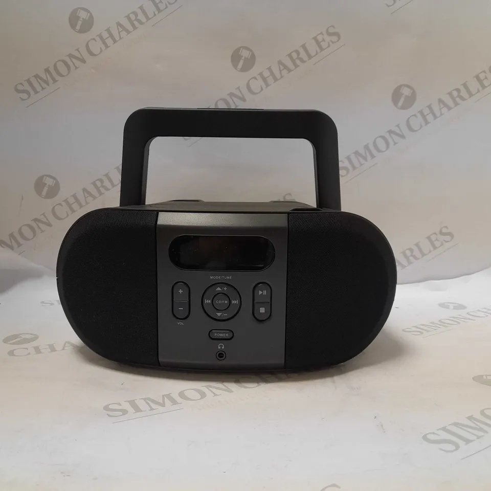 CD BOOMBOX & FM RADIO-3.5MM HEADPHONE JACK