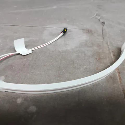 APPROXIMATELY 20 PACKS OF VTA-23 FLEXIBLE LIGHT STRIPS - 10 STRIPS PER PACK 