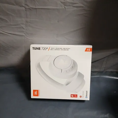 JBL TUNE 720BT WIRELESS HEADPHONES – WHITE (BOXED)