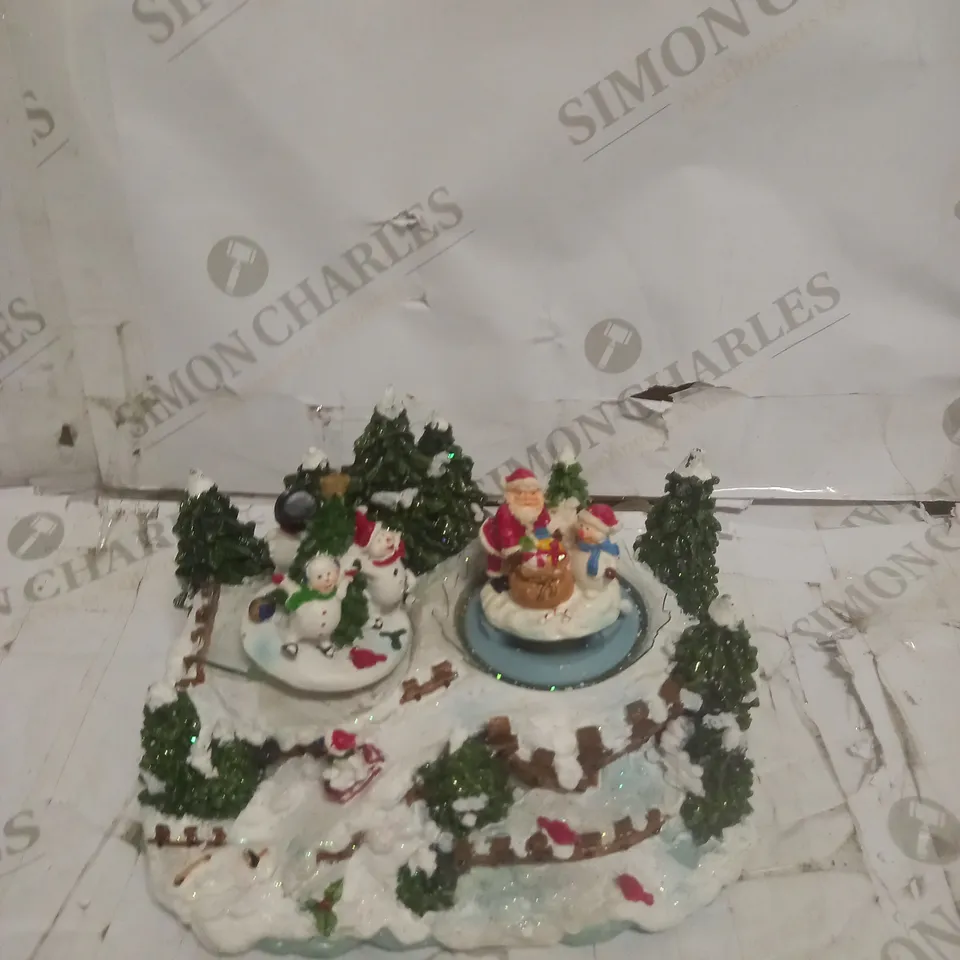 WERCHRISTMAS SNOW GLOBE AND FEATURE