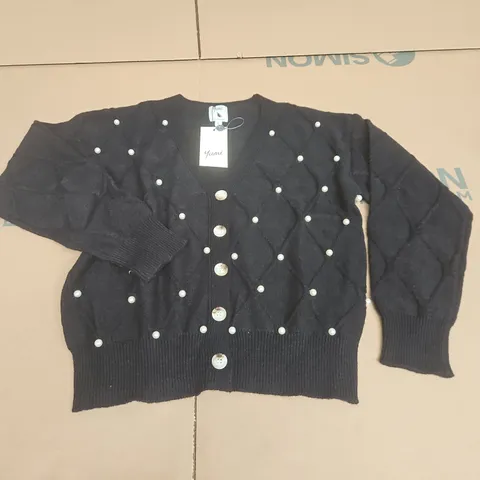 YUMI V-NECK BUTTON THROUGH CARDIGAN WITH BEAD DETAIL - S