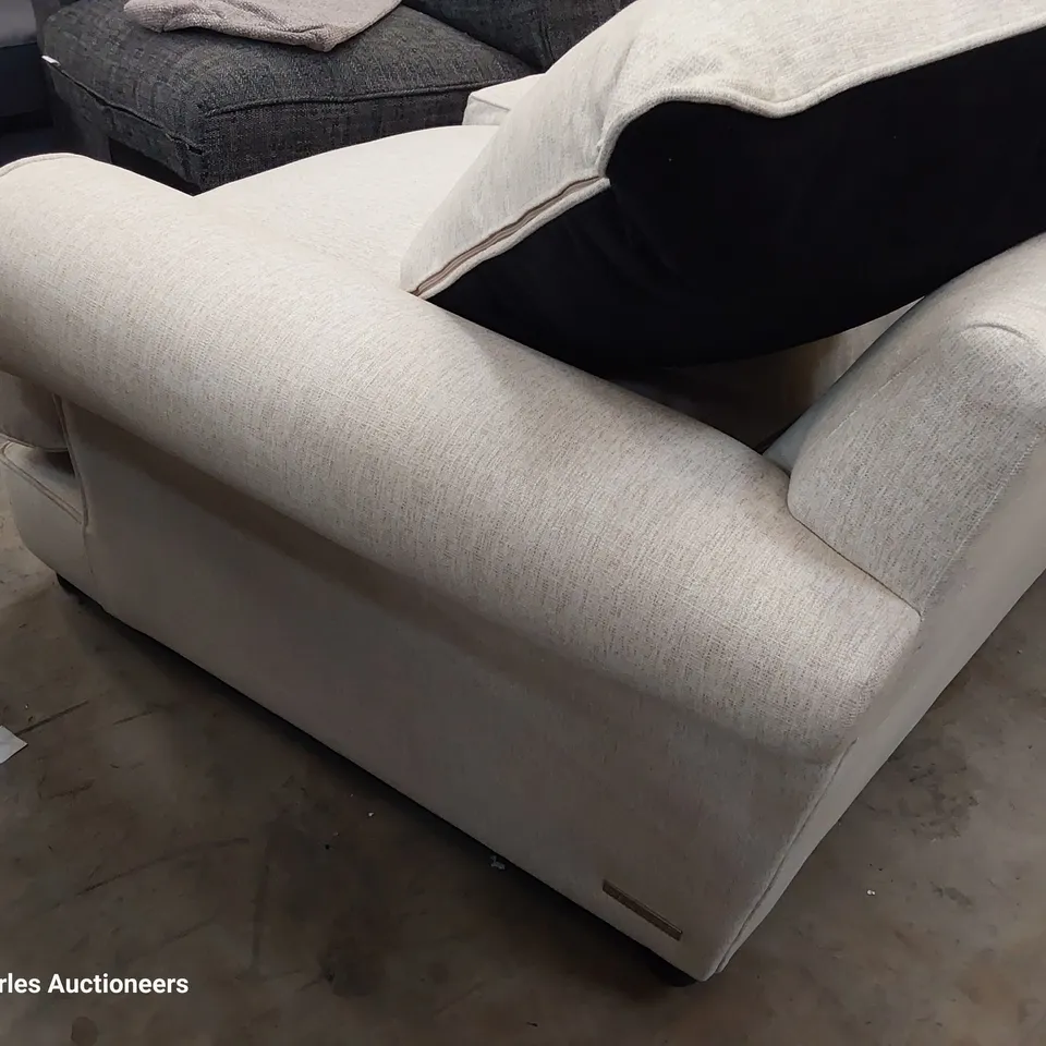 QUALITY BRITISH DESIGNER LOUNGE Co. TWO SEATER SOFA WITH REVERSIBLE SCATTER CUSHIONS NATURAL FABRIC 