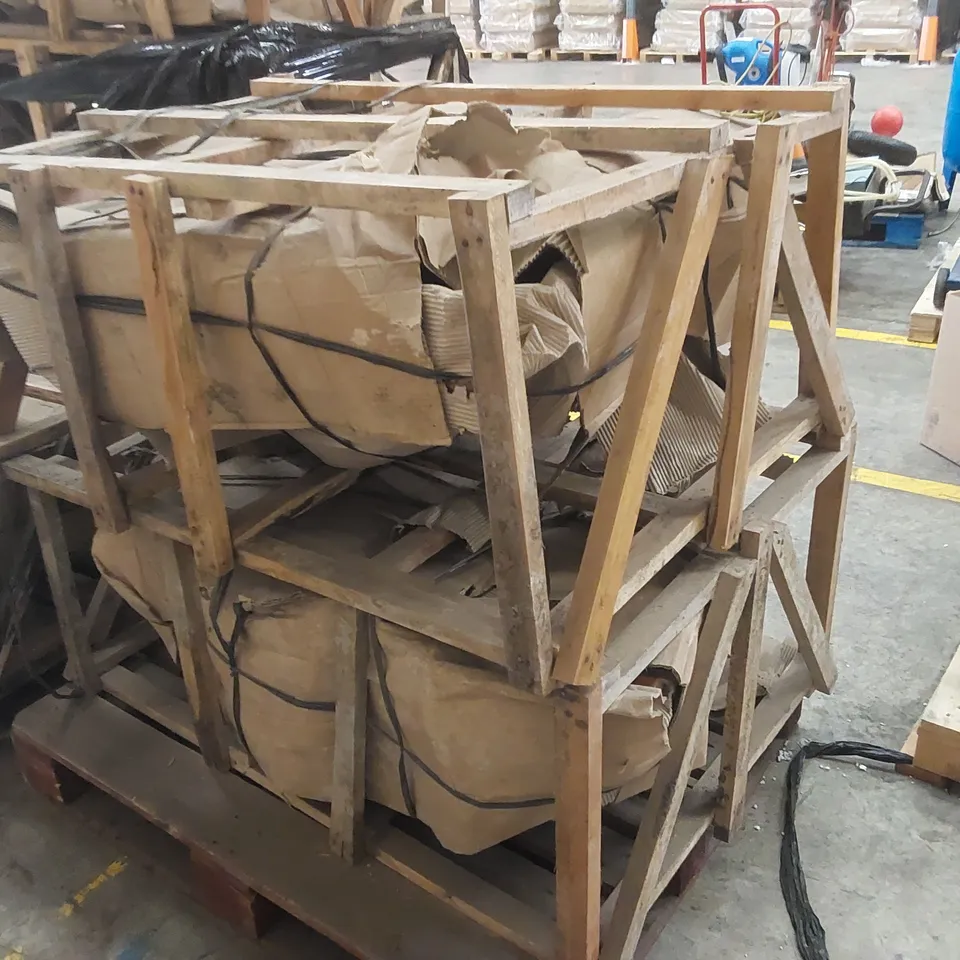 PALLET CONTAINING 2 HOMESDIRECT365 TEAK ROOT DRIFT COFFEE TABLE BASES