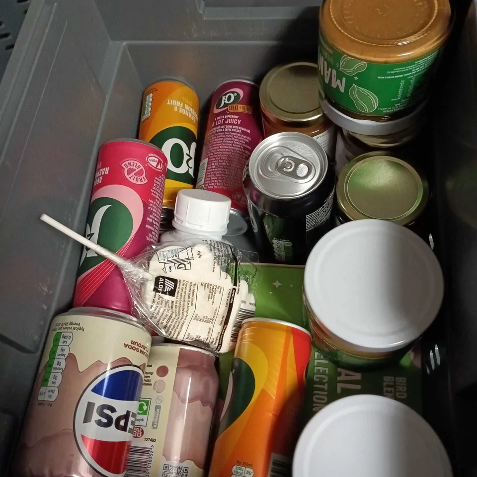 APPROXIMATELY 15 ASSORTED FOOD AND DRINK ITEMS INCLUDING GRENADE HIGH PROTEIN BARS . PEPSI MAX AND FIZZY RAINBOW BELTS