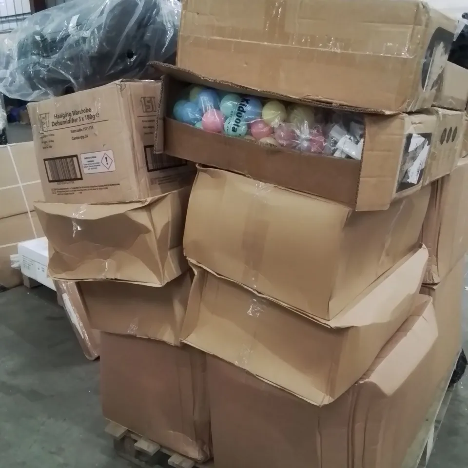 PALLET OF ASSORTED HOUSEHOLD GOODS AND PRODUCTS TO INCLUDE;BOXES OF CERAMIC HEATERS,HANGING WARDROBE DEHUMIDIFIERS,KIDS PLAYPEN,CAMPING CHAIRS,CHILD'S CAR SEAT