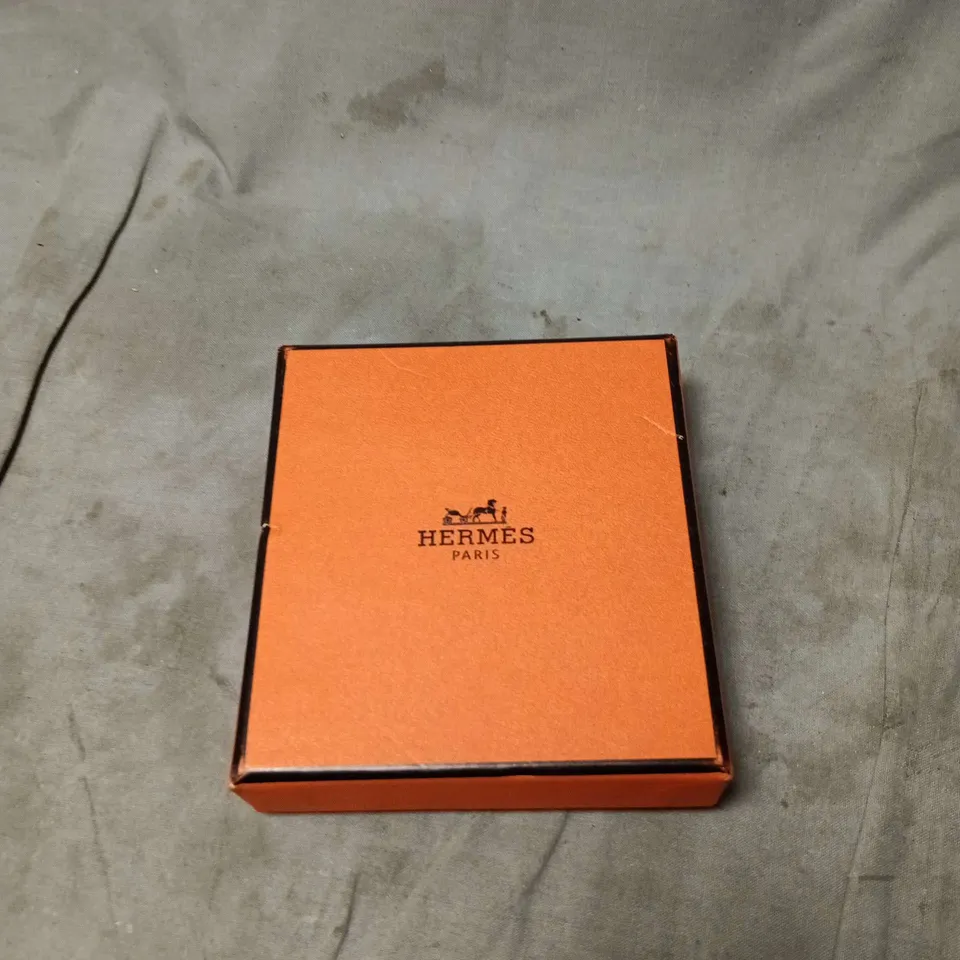 HERMÈS CLIC H BRACELET – WHITE ENAMEL, PM SIZE IN BAG