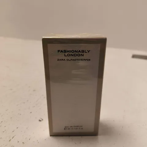 BOXED FASHIONABLY LONDON EAU DE PARFUM 30ML