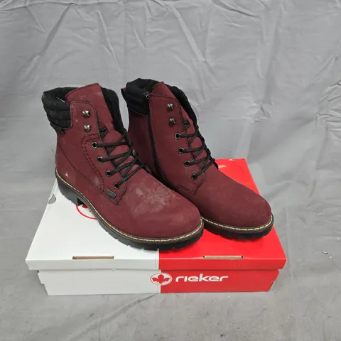 BOXED PAIR OF RIEKER BURGUNDY ANKLE BOOTS - UK SIZE 6.5