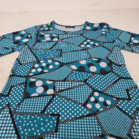 SUGAR CRISP GEOMETRIC PRINT LONG-SLEEVE DRESS – SIZE M