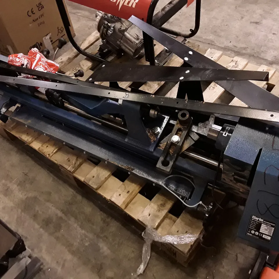 CLARKE 40" WOOD LATHE WITH COPY FUNCTION