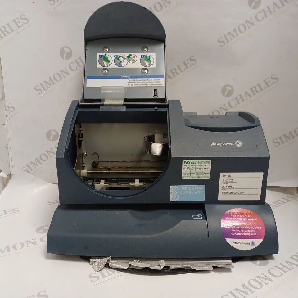 PITNEY BOWES FRANKING MACHINE. 