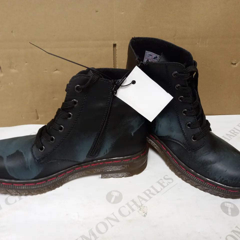 RIEKER LACE UP ANKLE BOOTS BLACK - SIZE 6