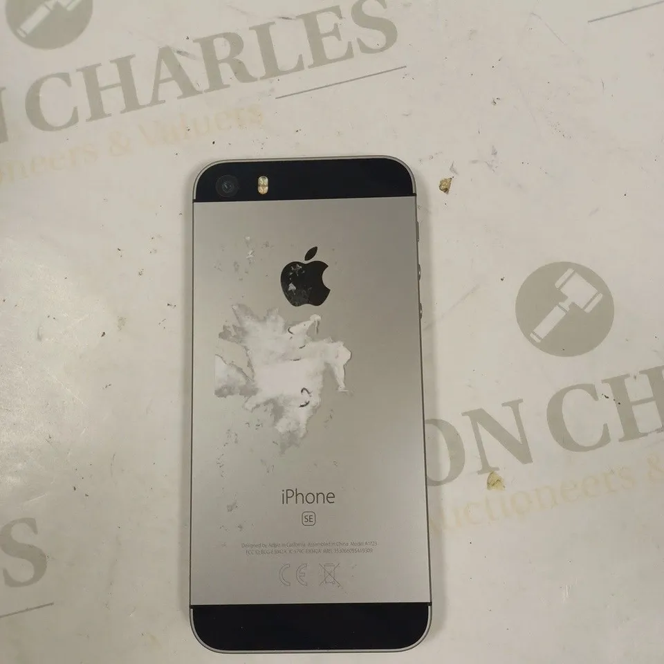 APPLE IPHONE SE SMARTPHONE 