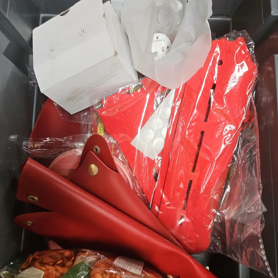 APPROXIMATELY 15 ASSORTED HOUSEHOLD ITEMS TO INCLUDE CELEBRATION DECOR, SECURITY WIFI CAMERA, SANDING PADS ETC 