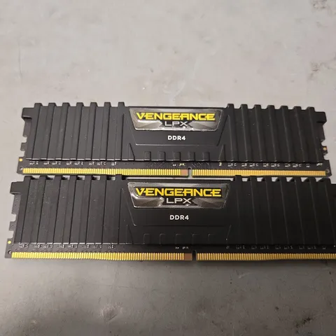 COSAIR VENGEANCE LPX DDR4 8GB RAM