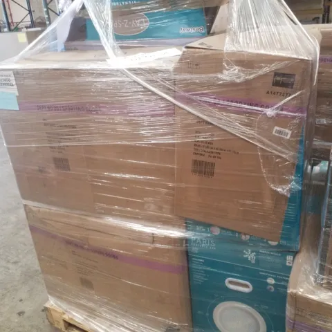 PALLET CONTAINING APPROXIMATELY 6 ASSORTED LAY-Z-SPA PORTABLE SPAS
