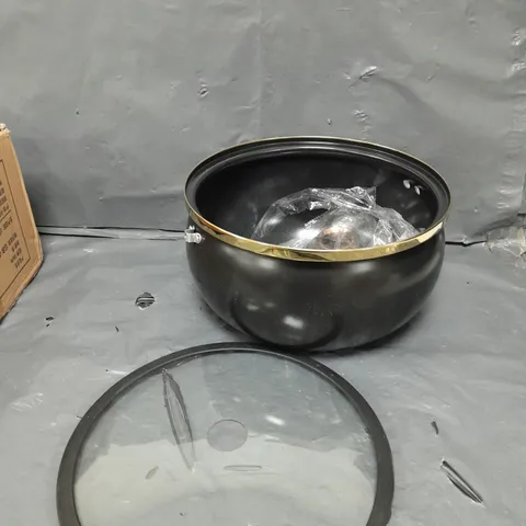 UNBRANDED COOKING POT WITH GLASS LID - COLLECTION ONLY 