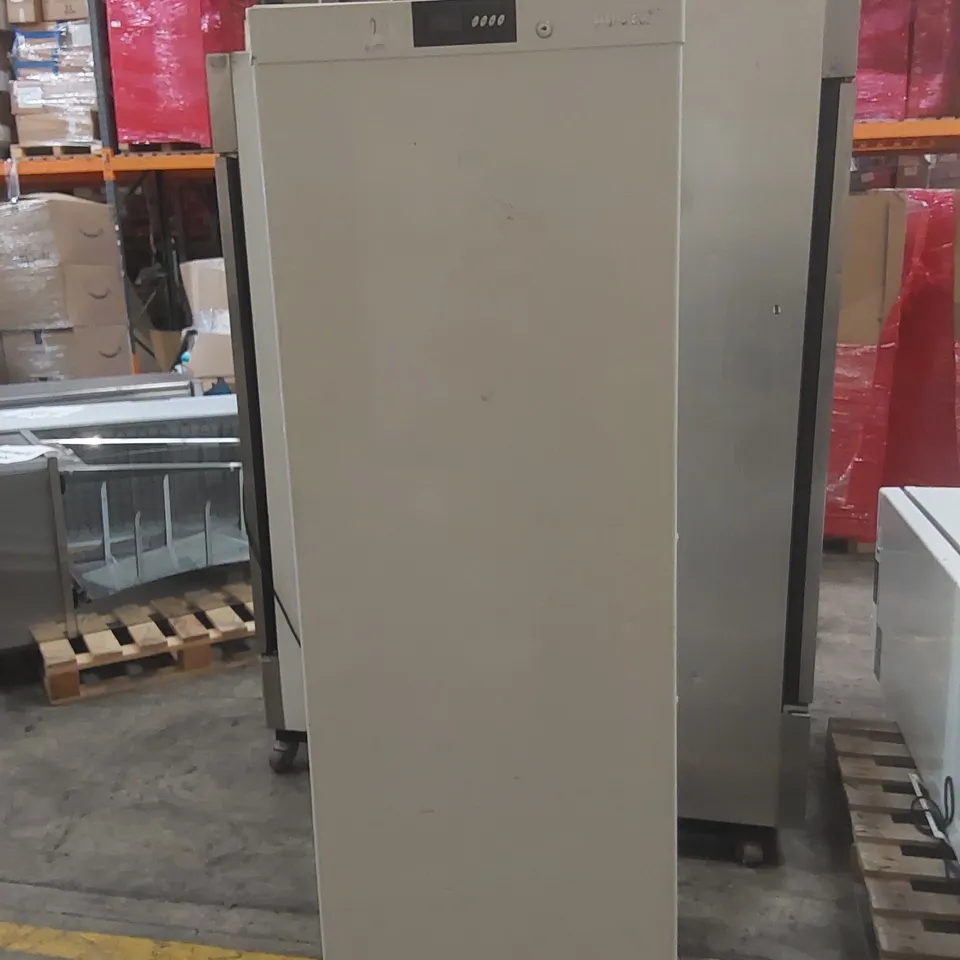 HUSKY FBR400H-WE-R-HT COMMERCIAL UPRIGHT FREEZER