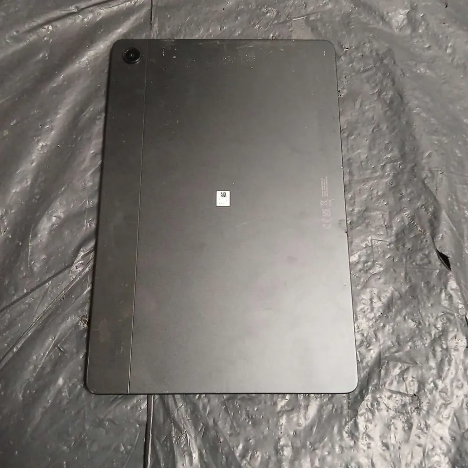 SAMSUNG SM-X216B TABLET IN BLACK