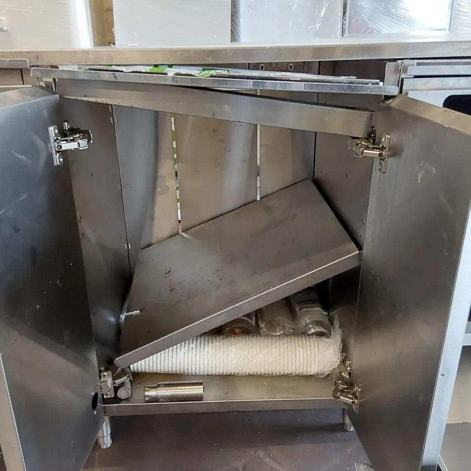 VIZU STAINLESS STEEL COMMERCIAL KITCHEN PREP STATION 