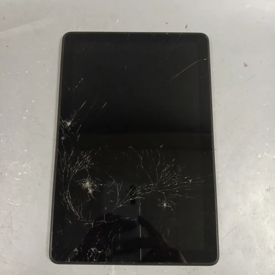 AMAZON FIRE HD 10 TABLET