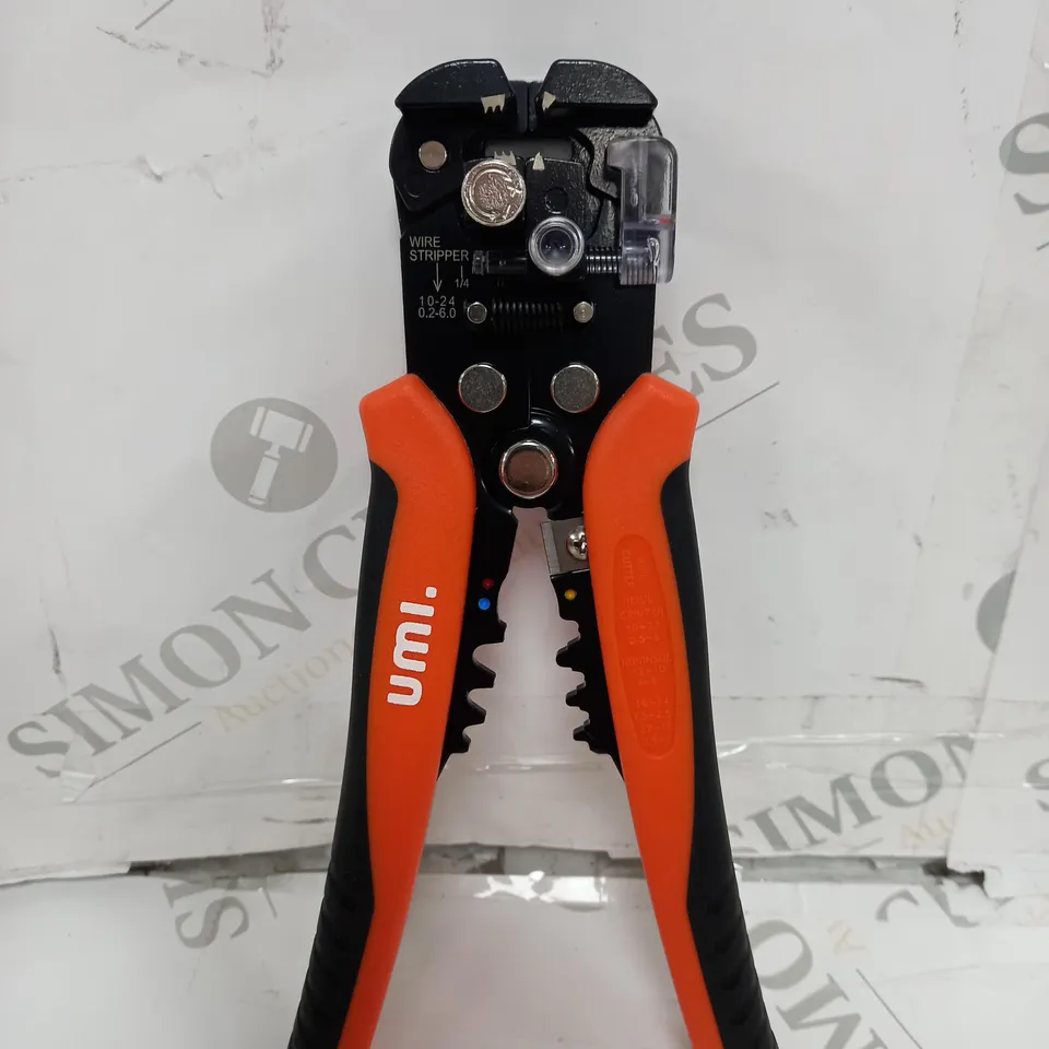 BOXED UMI AUTOMATIC WIRE STRIPPERS
