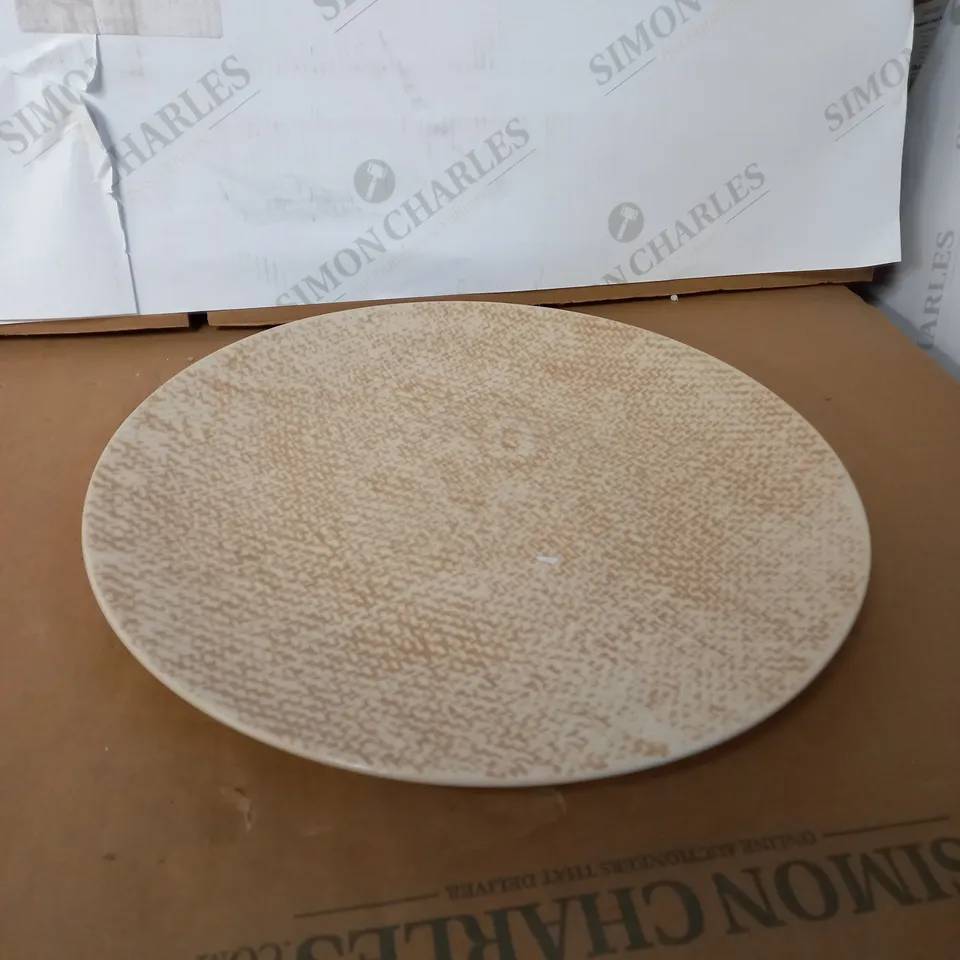 AMARA DALTON CHARGER PLATTER 